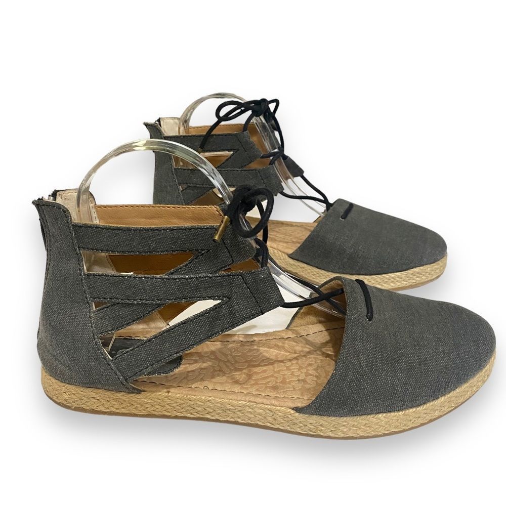 BOC | Born Concept Dark Gray Canvas Gladiator Tie Espadrille Sandals | Size 9.5